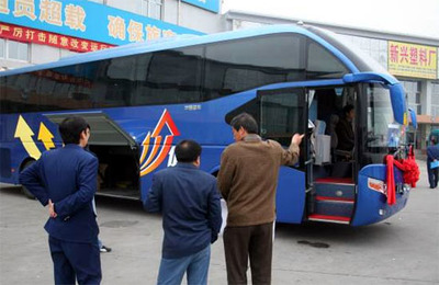 保運(yùn)集團(tuán)節(jié)油精英賽現(xiàn)場觀車